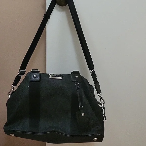 Michael Kors Jet Set Black Tote